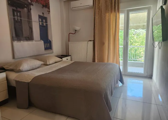 Sea , Airport,parking 56sqm Apartman Szaloniki