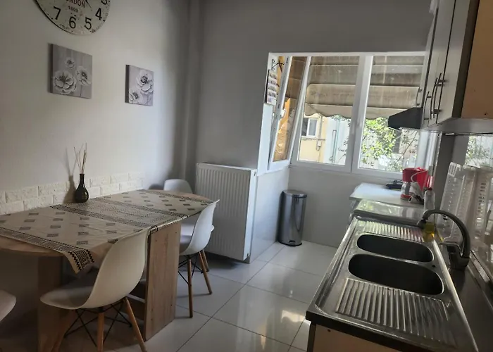 Sea , Airport,parking 56sqm * 塞萨洛尼基